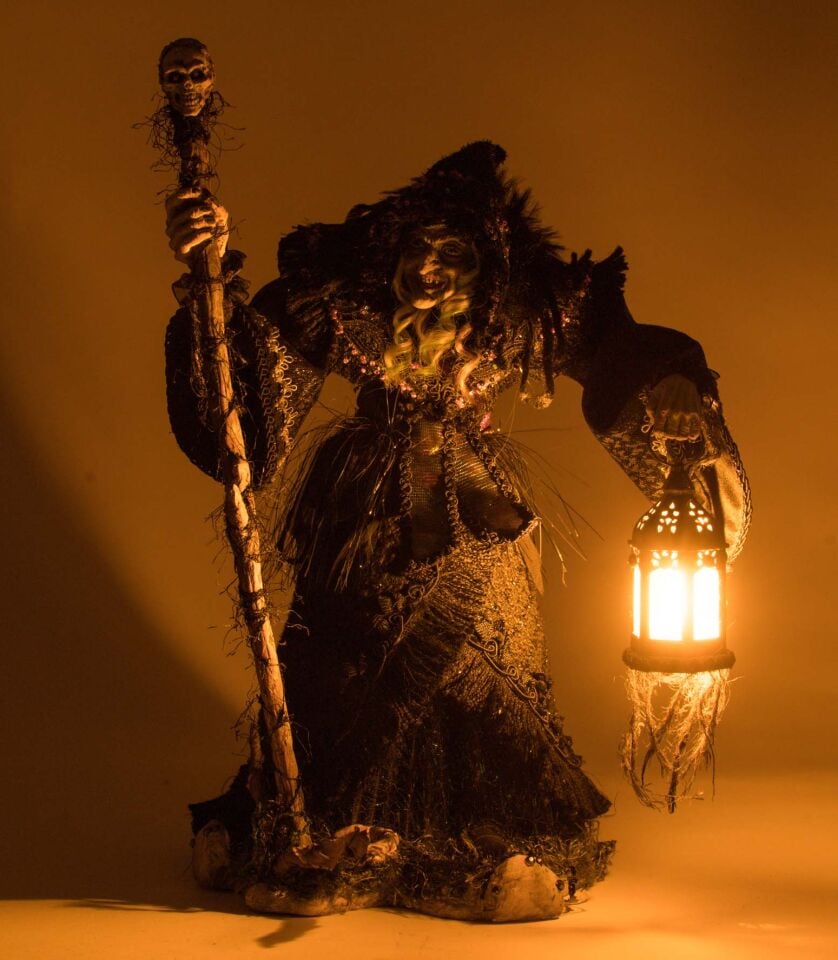 Halloween Grizelda Grimm Witch Led